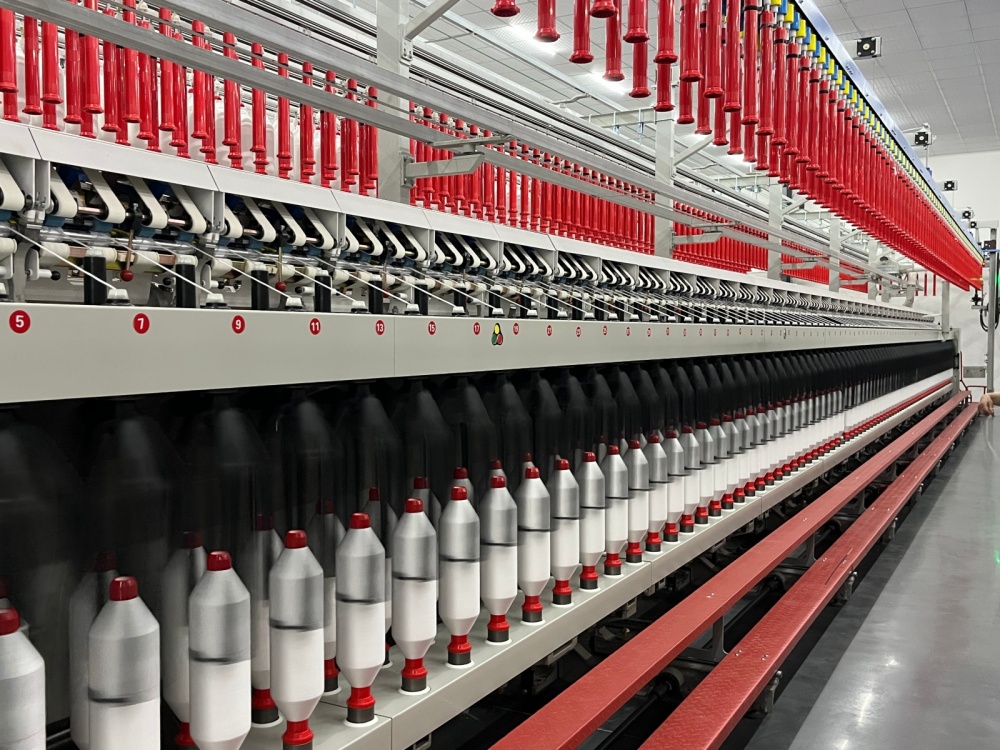 Avantages en termes de performance et applications variées du fil en polyester haute ténacité